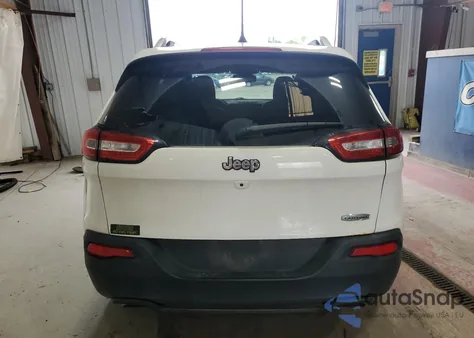 2016 Jeep Cherokee Latitude from USA, damaged, VIN 1C4PJMCS1GW211330